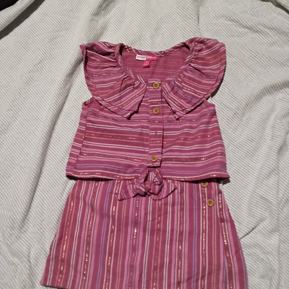 Penelope Mack Mauve and White Patterned Set